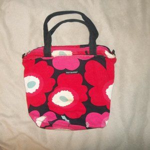 Merimekko floral tote designed for Avon breast cancer crusade